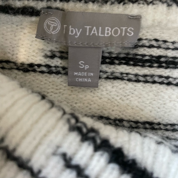 Talbots’s turtleneck/ mock neck sweater - Picture 5 of 6